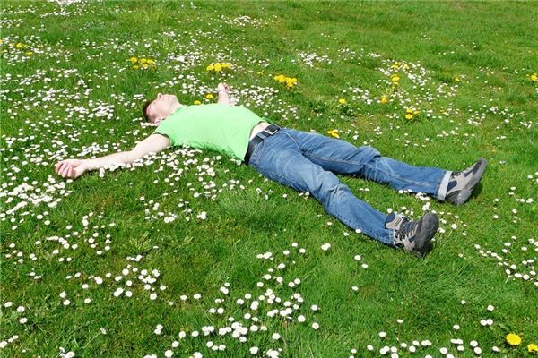 梦见人死在自己面前什么兆头